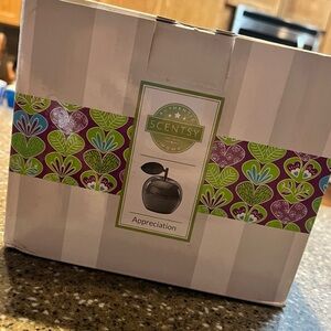 Apple Scentsy Warmer
